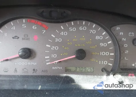 2004 Toyota Sequoia Limited V8 z USA, uszkodzony, nr VIN 5TDBT48A04S225610